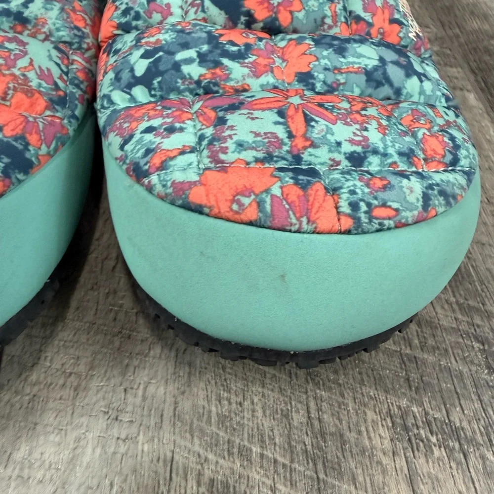 North Face Kids‎ Teal Floral Shoes